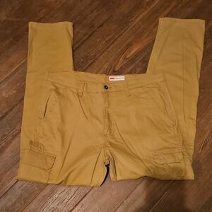 Wrangler Men's Tan Cargo Pants